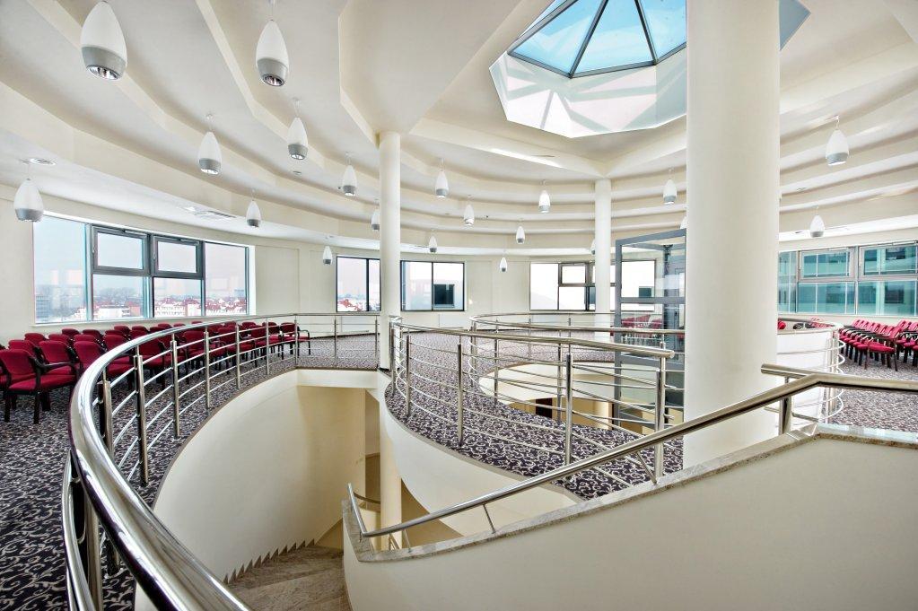 Hotel Prezydencki 3-Star Rzeszów Extérieur photo