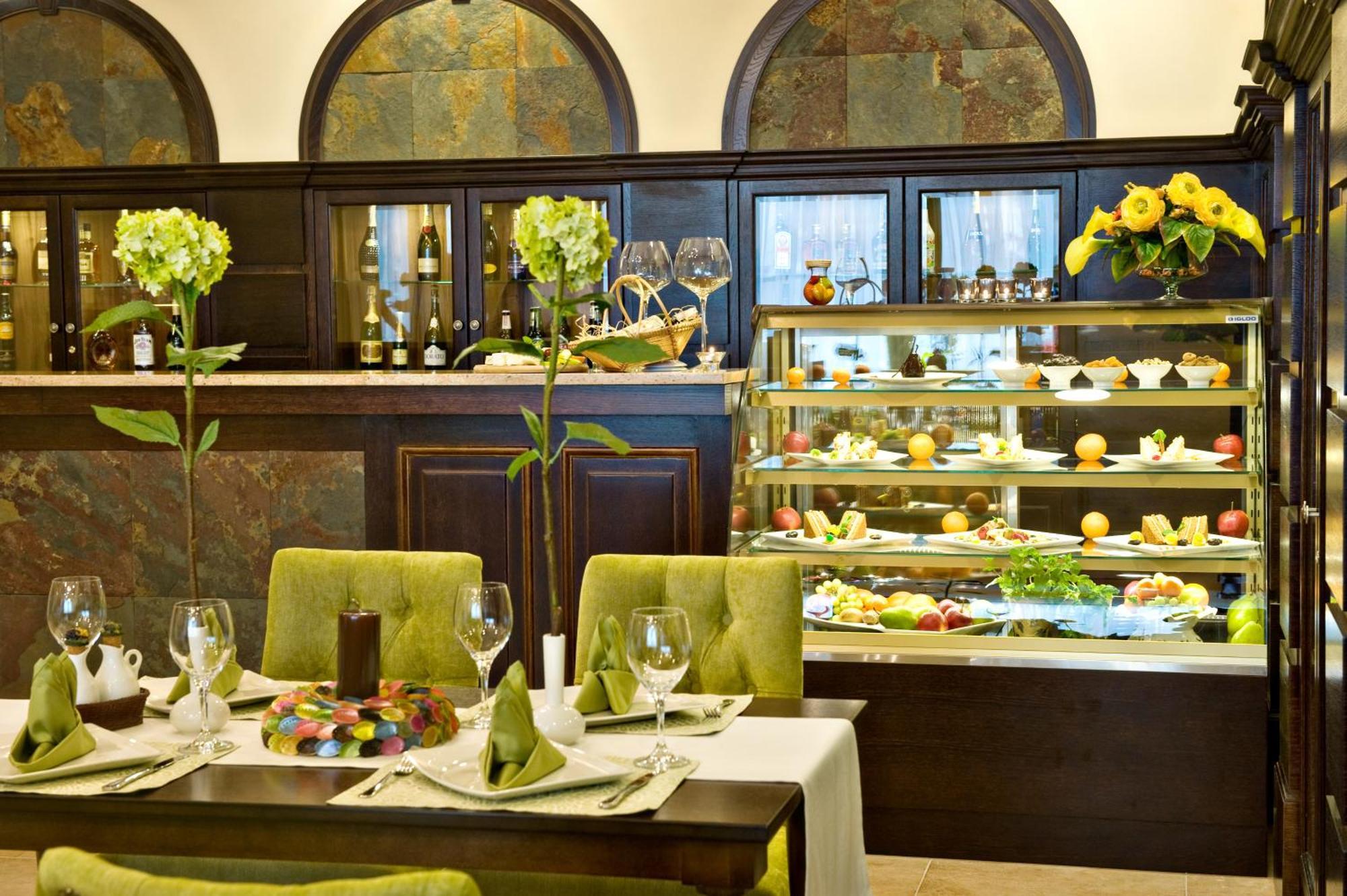 Hotel Prezydencki 3-Star Rzeszów Extérieur photo