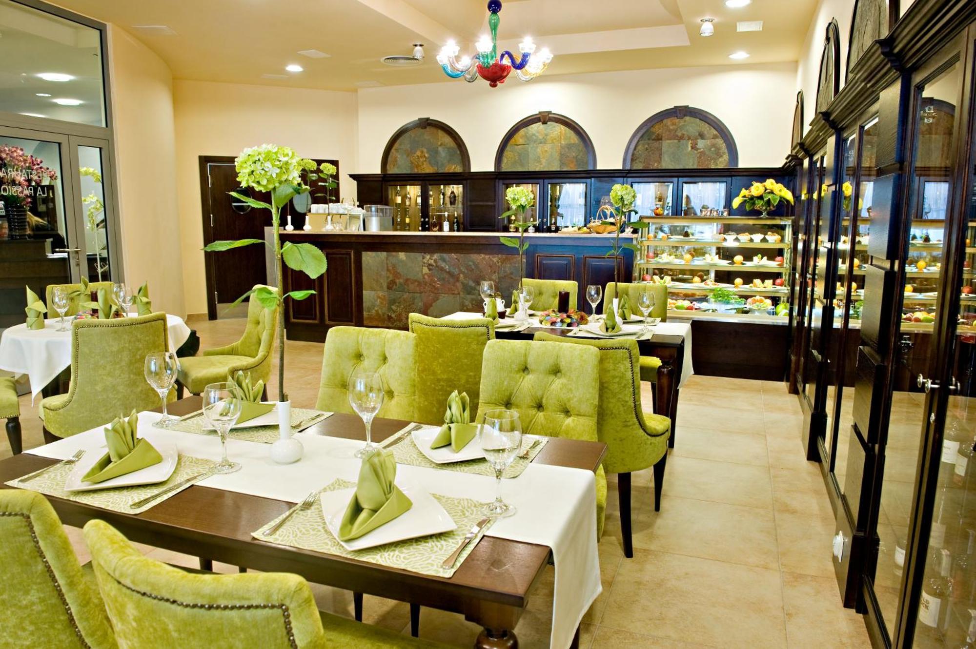 Hotel Prezydencki 3-Star Rzeszów Extérieur photo