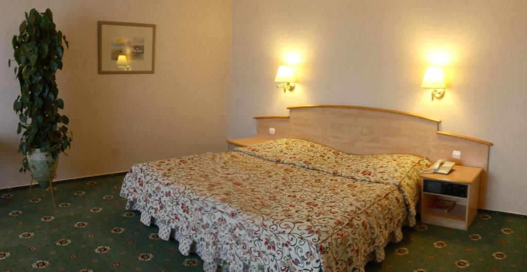 Hotel Prezydencki 3-Star Rzeszów Chambre photo