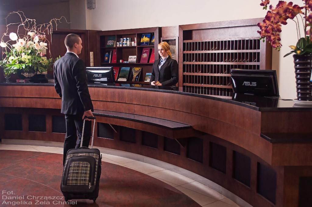 Hotel Prezydencki 3-Star Rzeszów Extérieur photo